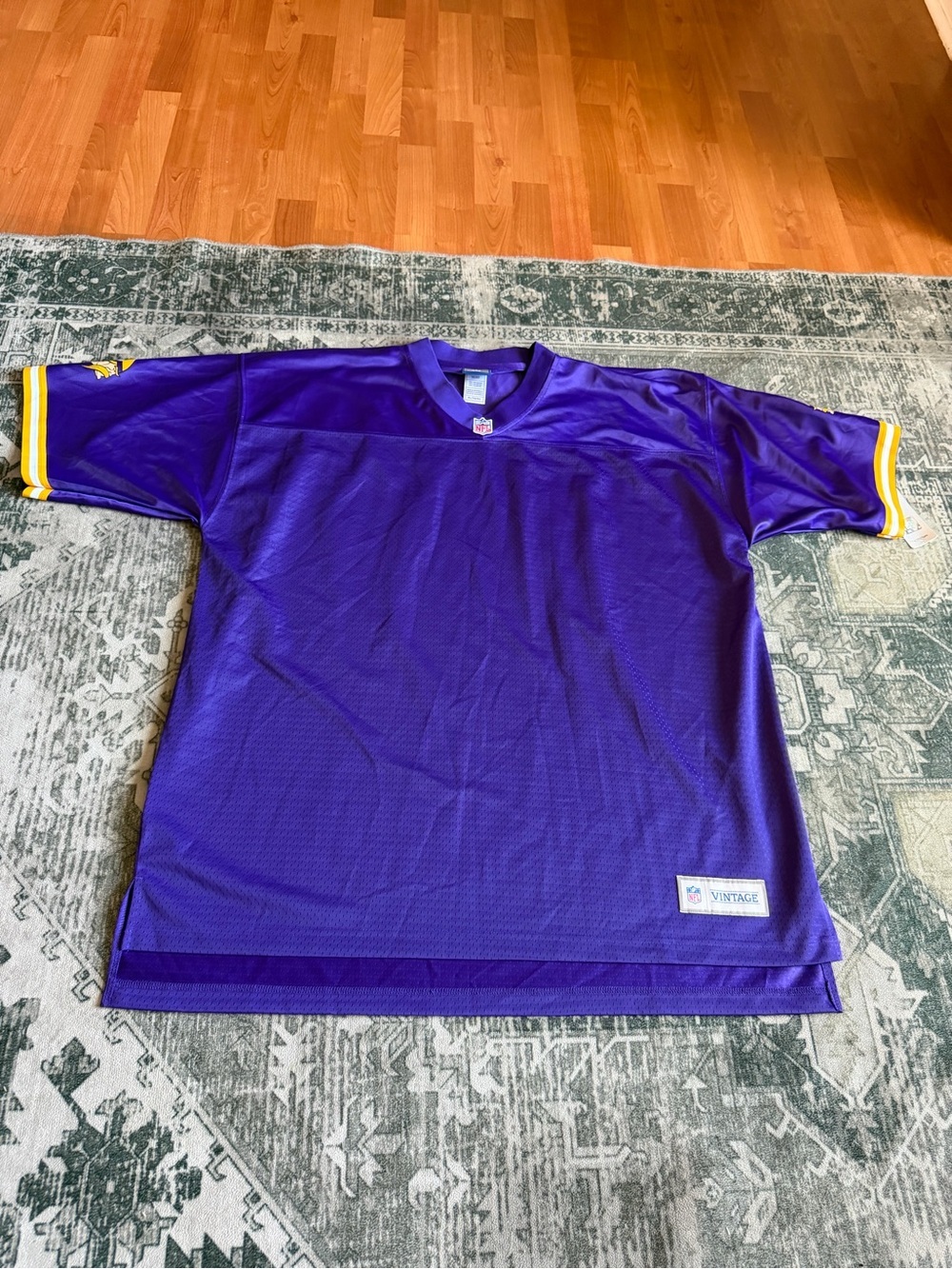 Minnesota Vikings men’s Blank NFL Pro Line Jersey size XL purple and Gold